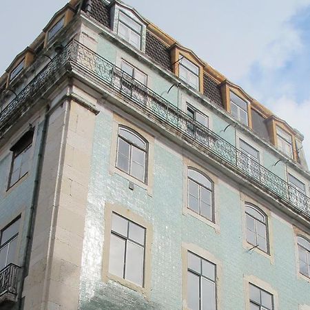 Quarto Com Varanda Na Rua Dos Douradores Lisbon Bagian luar foto