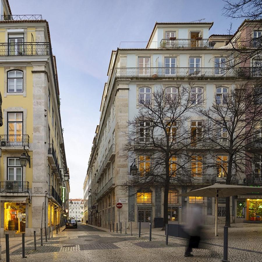 Quarto Com Varanda Na Rua Dos Douradores Lisbon Bagian luar foto