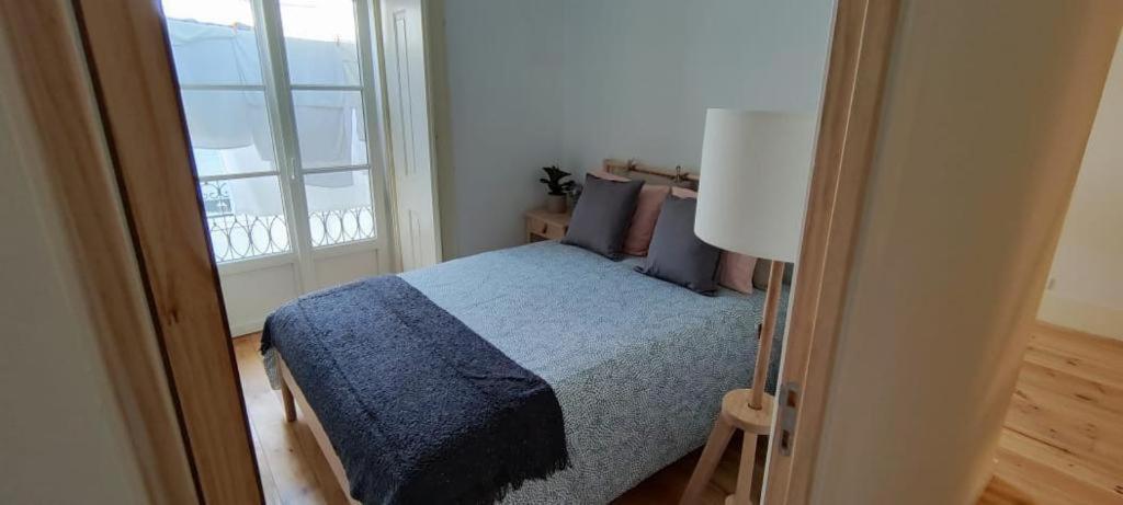 Quarto Com Varanda Na Rua Dos Douradores Lisbon Bagian luar foto