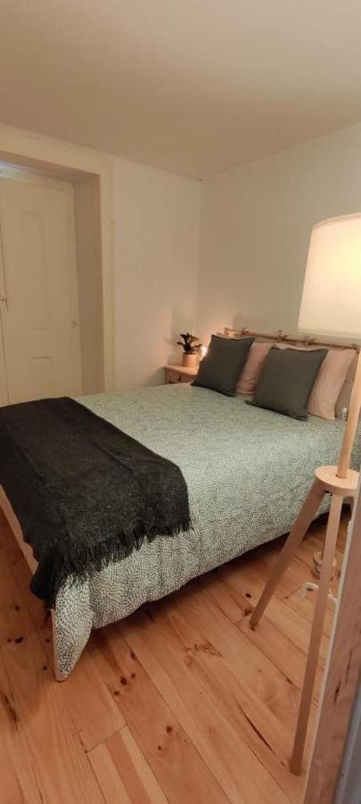 Quarto Com Varanda Na Rua Dos Douradores Lisbon Bagian luar foto