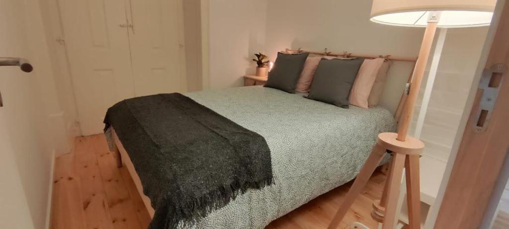 Quarto Com Varanda Na Rua Dos Douradores Lisbon Bagian luar foto